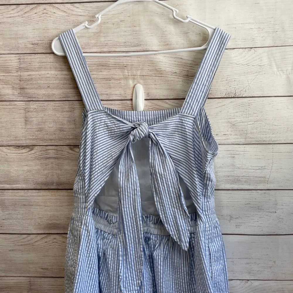 J‎ CREW BLUE AND WHITE SEERSUCKER APRON DRESS